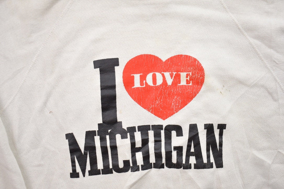 Vintage 1990s I Love Michigan Crewneck Sweatshirt / 90s Crewneck / Souvenir Sweater / Streetwear / Travel And Vacation / Michigan Vintage