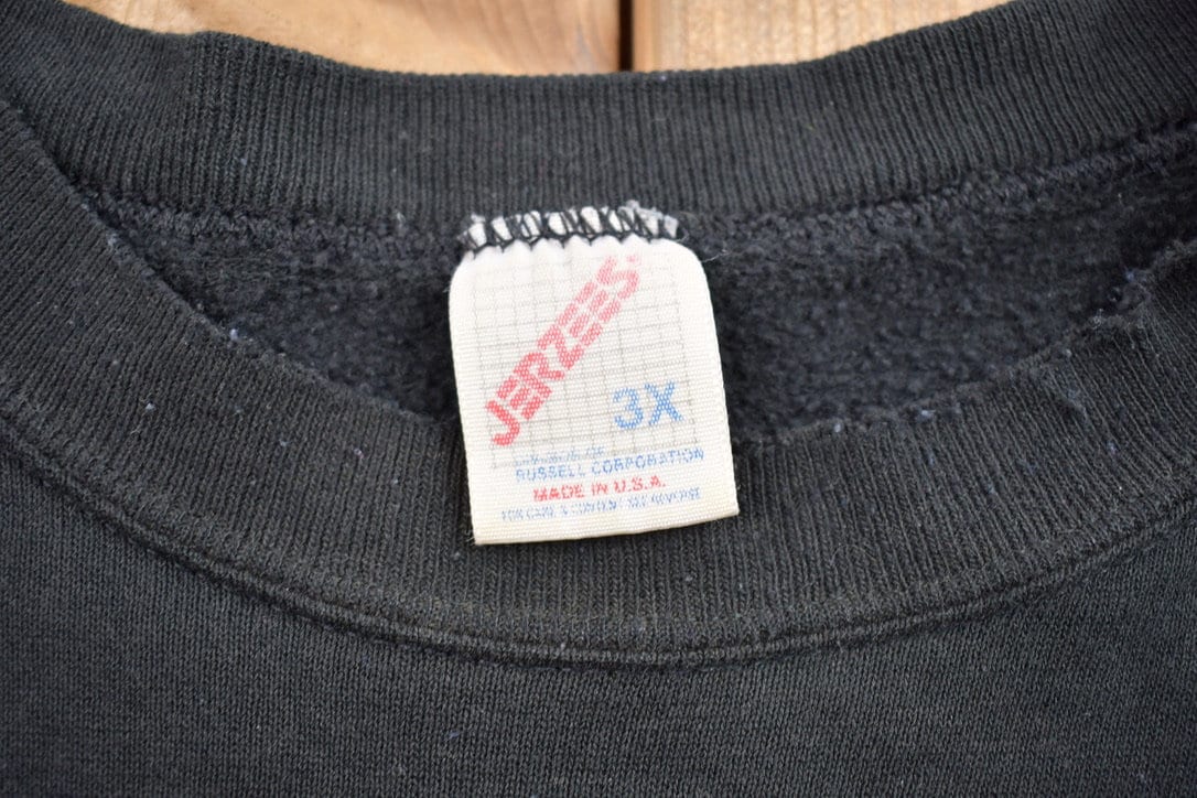 Vintage 1990s Blank Black Crewneck Sweatshirt / 90s Crewneck / Made In USA / Essential / Streetwear / 90s Blank / Jerzees Crewneck