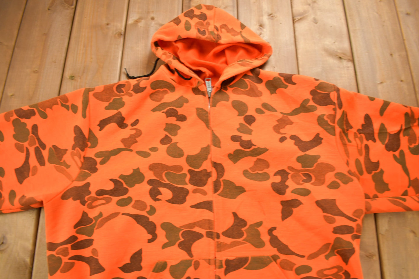 Vintage 1990s Sod King Orange Camo Graphic Hoodie / 90s Hoodie / Vintage Sweater / Made IN USA / Outdoorsman