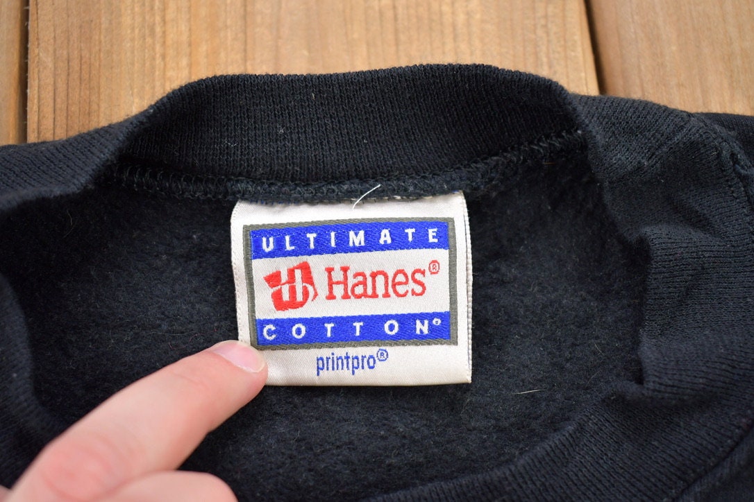 Vintage 1990s Dairyland Outdoor Veterans Retreat Crewneck Sweatshirt / 90s Crewneck / Souvenir Sweater / Streetwear / Travel And Vacation