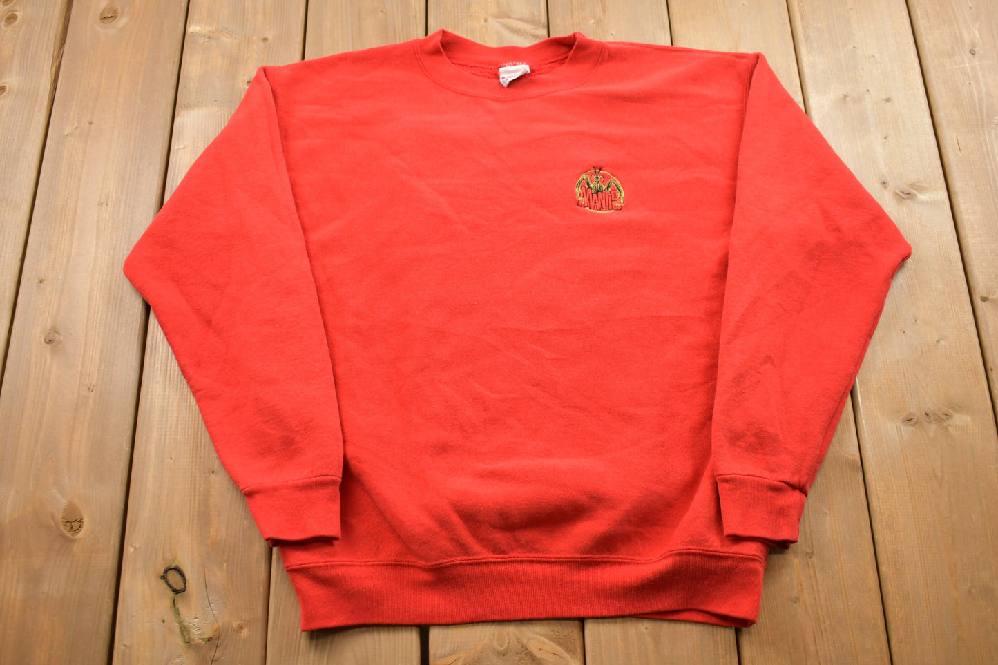 Vintage 1990s Praying Mantis Crewneck Sweatshirt / 90s Crewneck / Made In USA / Essential / Streetwear / 90s Embroidered / Bug Theme