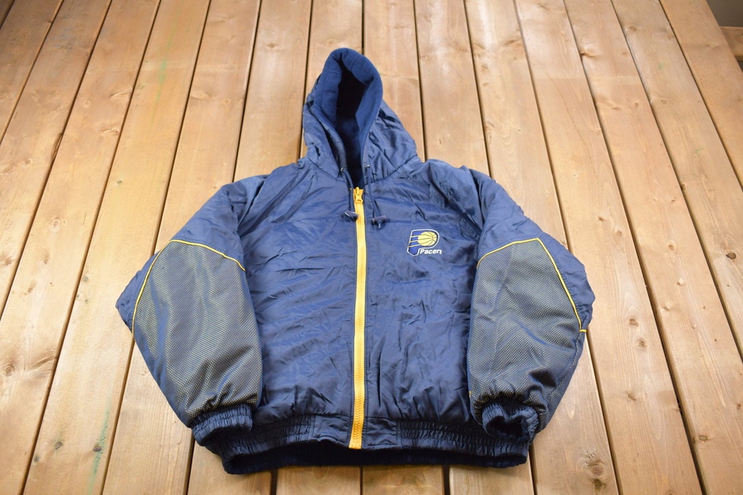 Vintage 1990s Pro Player Indiana Pacers NBA Winter Jacket