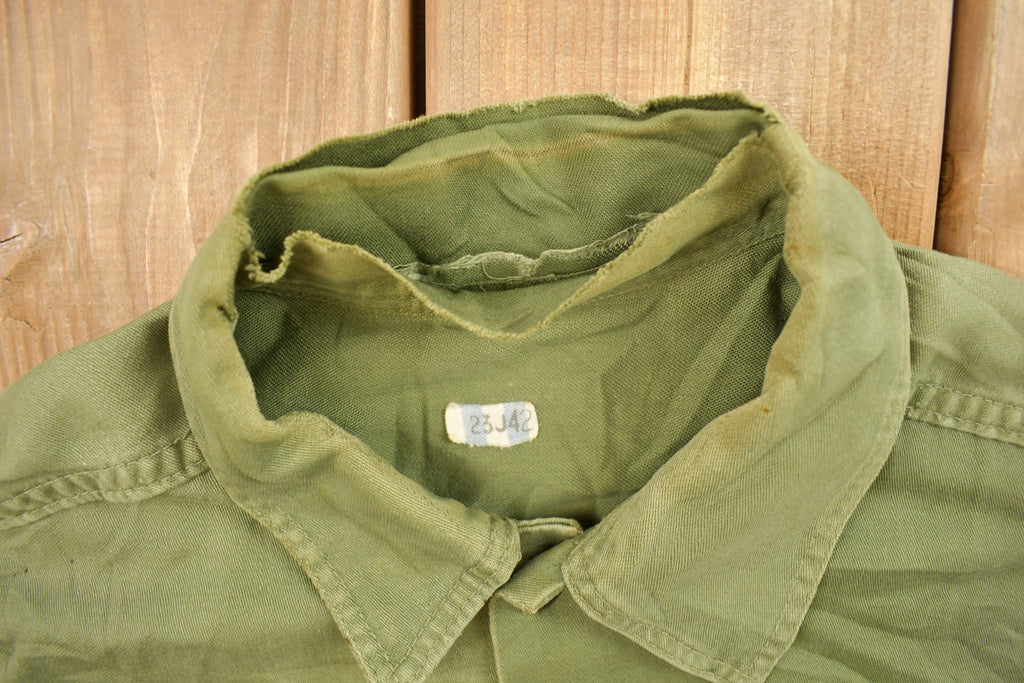 Vintage 1960s OG-107 US Air Force Military Sateen Shirt