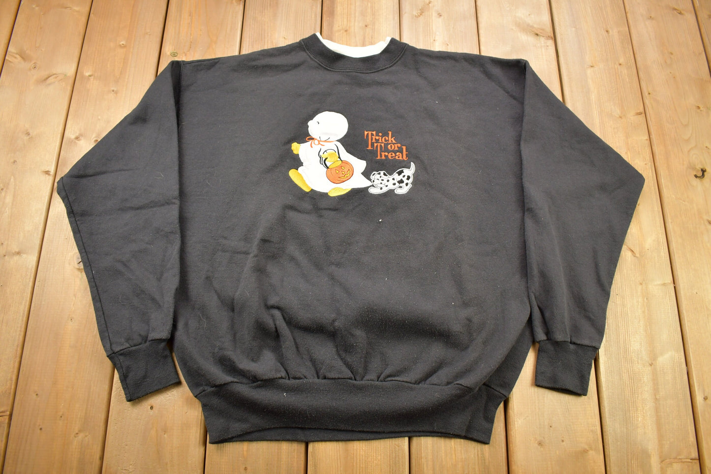 Vintage 1990s Trick Or Treat Halloween Theme Crewneck Sweatshirt / 90s Crewneck / Spooky Sweater / Embroidered / Made In USA