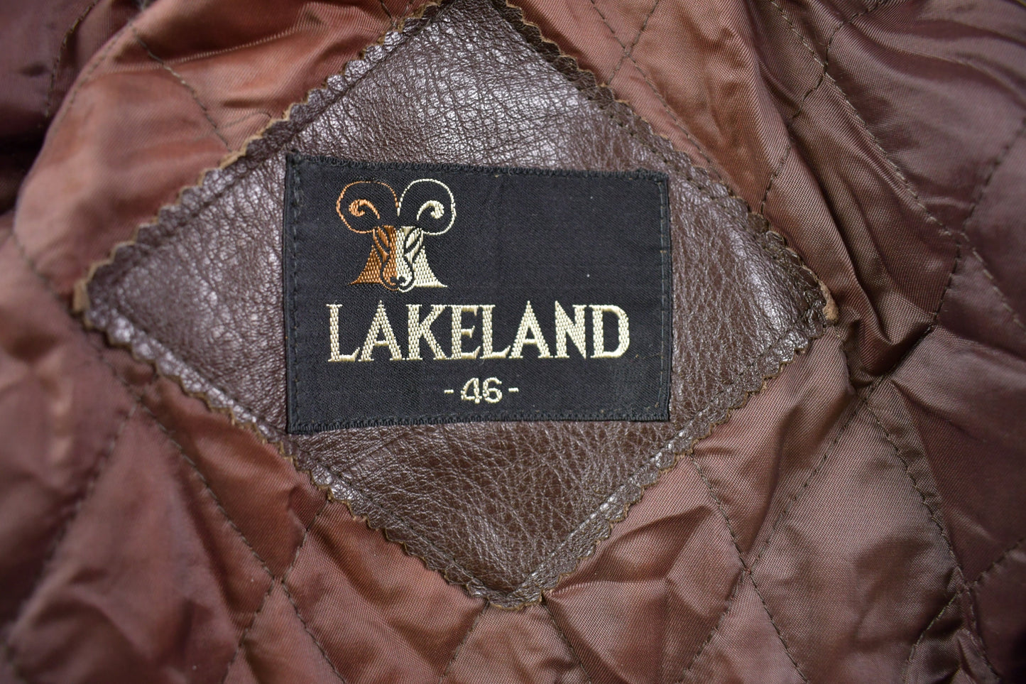 Vintage 1990s Lakeland Brown Leather Jacket / Fur Collar / Fall Outerwear / Leather Coat / Winter Outerwear / Streetwear Fashion