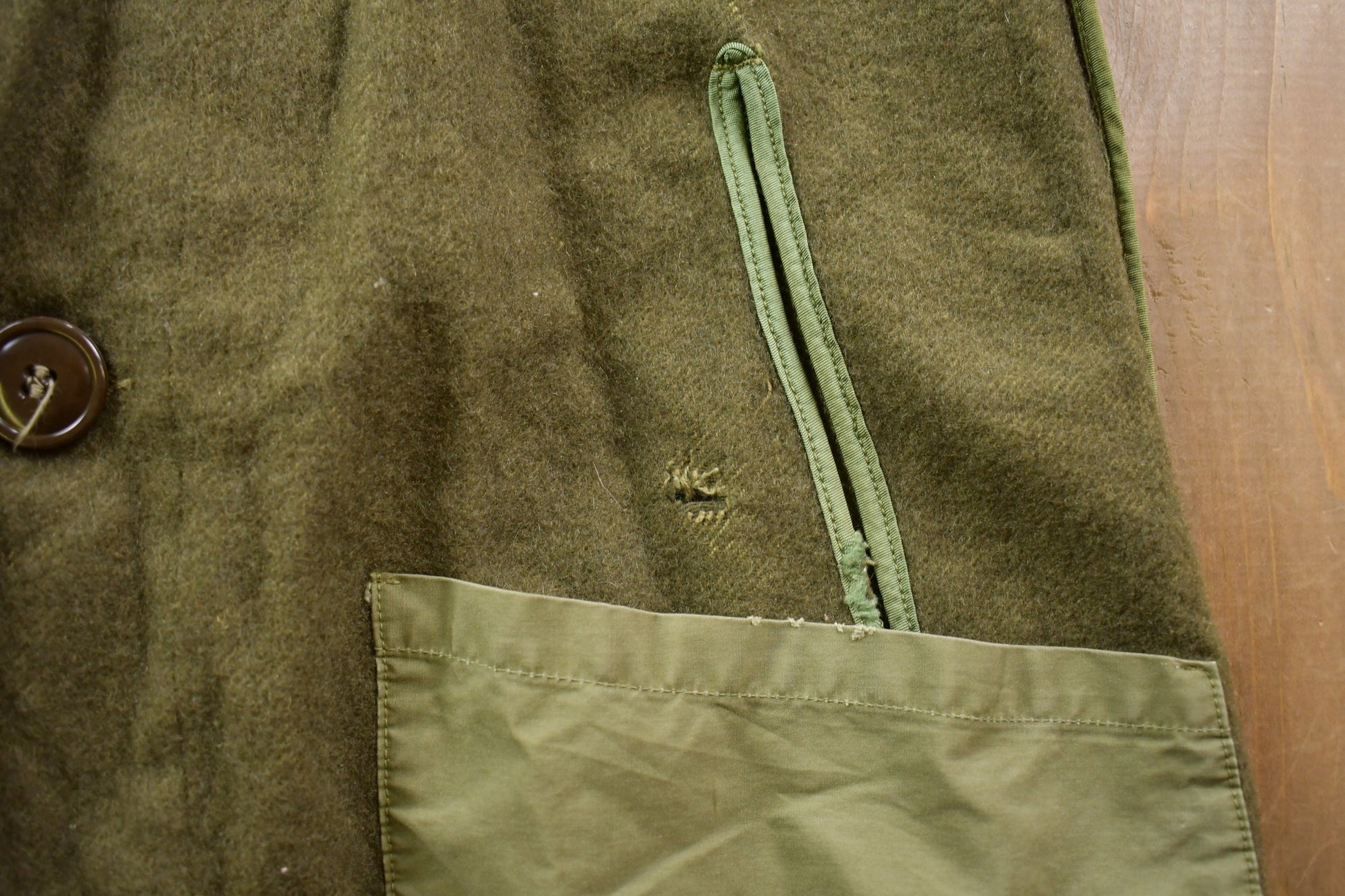 Vintage 1950s US Military Wool Button Up Liner