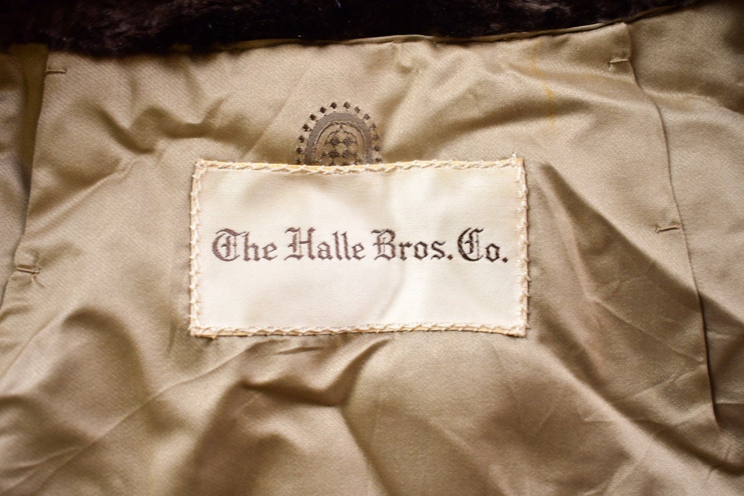 Vintage 1970's The Halle Bros Co. Brown Sheared Beaver Fur Coat