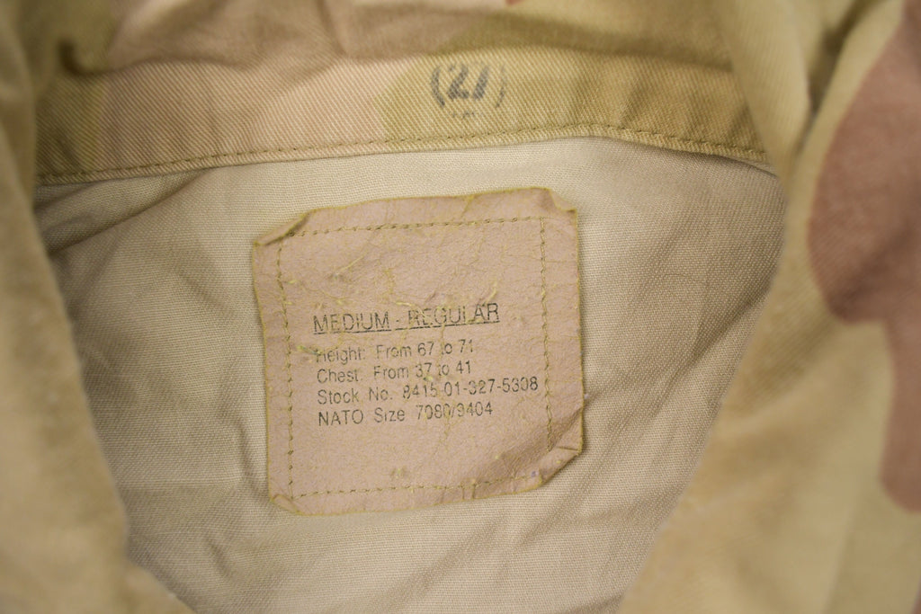 Vintage 1990 Desert Camo Button Up Military Coat Size Medium Reg