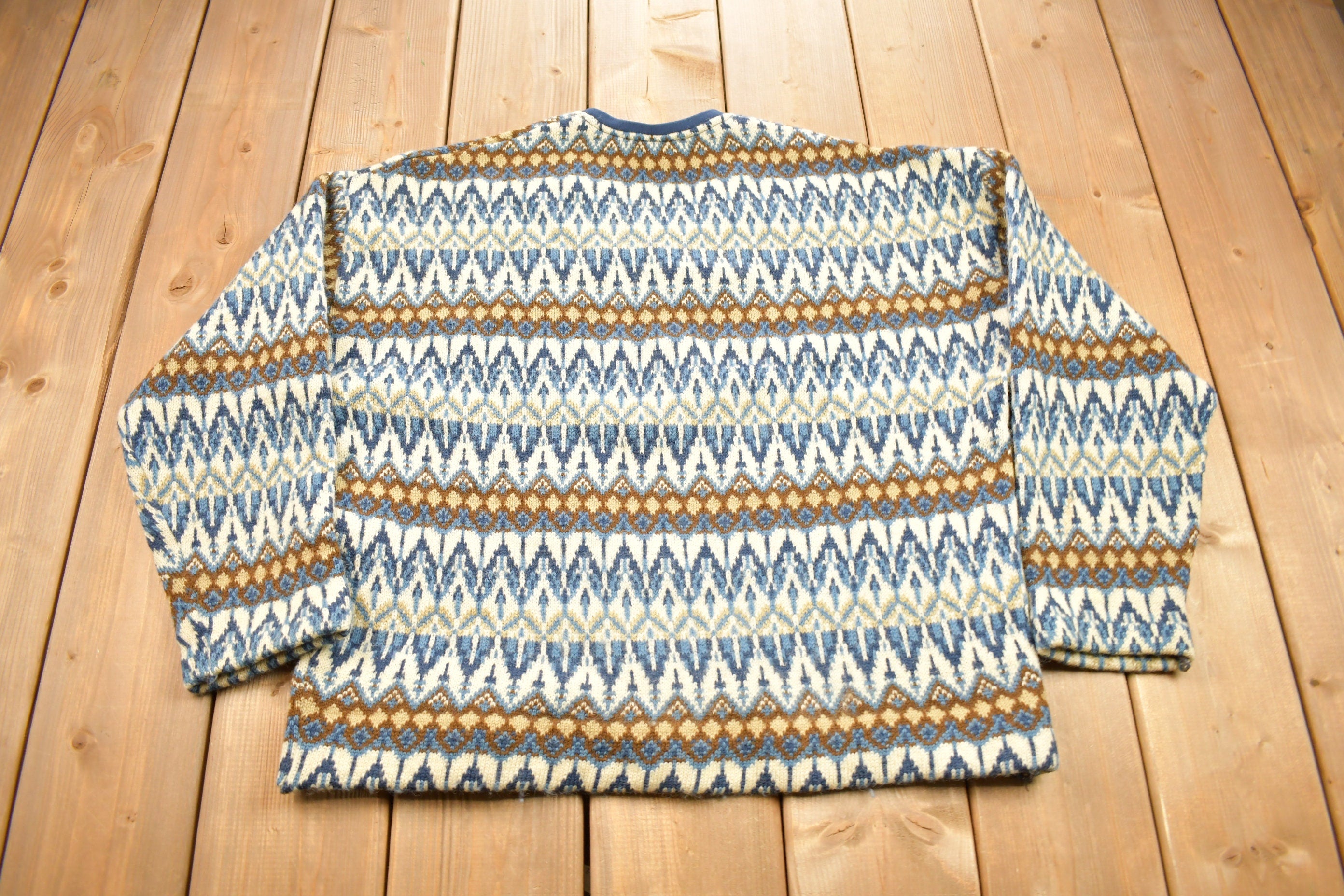 Vintage 1960s Icelandic Hand Knit Sweater