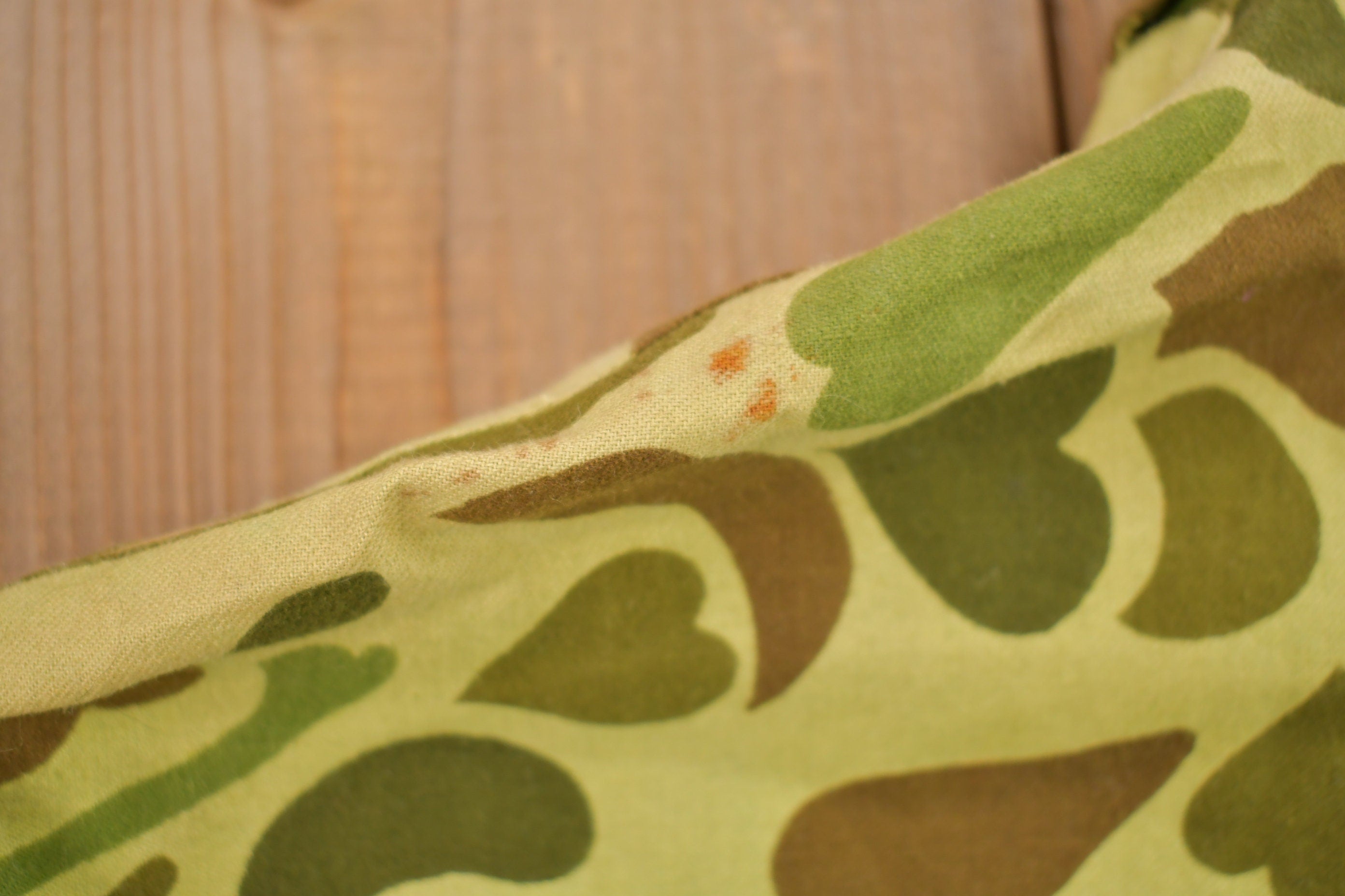 Vintage 1970s Caliber Duck Camo Button Up Shirt