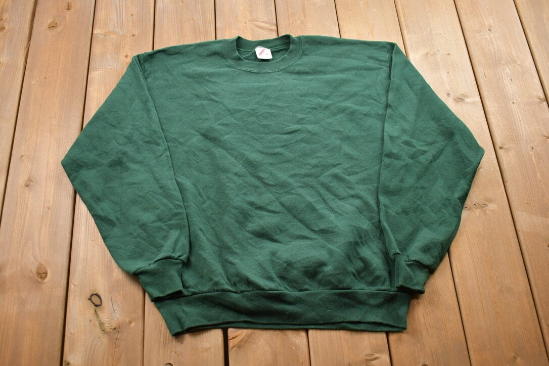 Vintage 1990s Blank Green Crewneck Sweatshirt / 90s Crewneck / Made In USA / Essential / Streetwear / 90s Blank