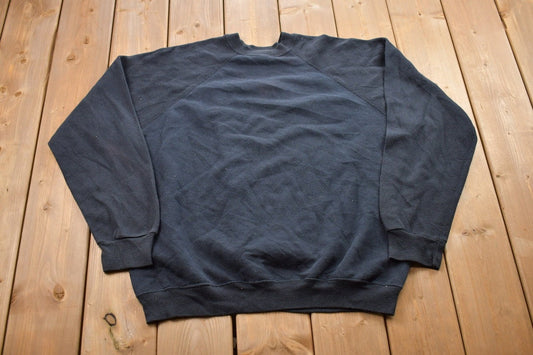 Vintage 1990s Blank Black Crewneck Sweatshirt / 90s Crewneck / Made In USA / Essential / Streetwear / 90s Blank / Black Crewneck