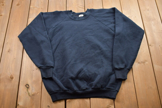 Vintage 1990s Blank Black Crewneck Sweatshirt / 90s Crewneck / Made In USA / Essential / Streetwear / 90s Blank / Fruit Of The Loom