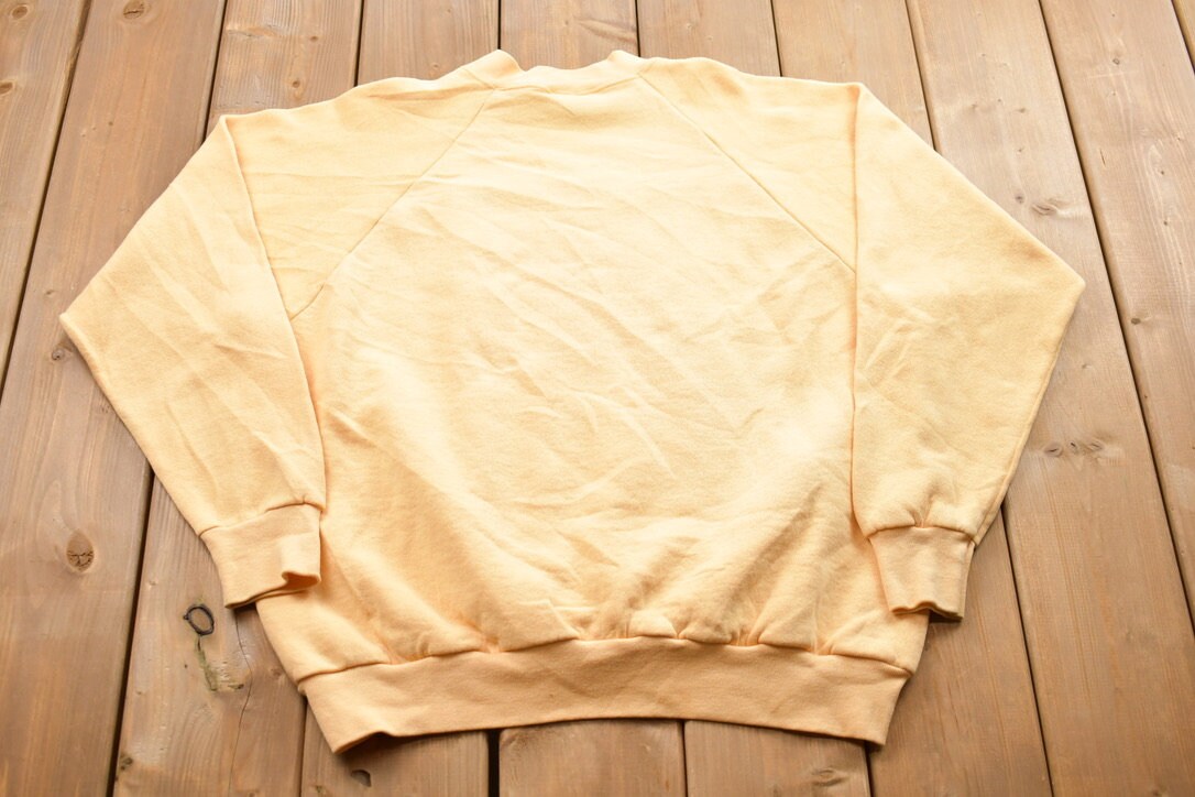 Vintage 1990s Blank Yellow Crewneck Sweatshirt / 90s Crewneck / Made In USA / Essential / Streetwear / 90s Blank / Fruit Of The Loom