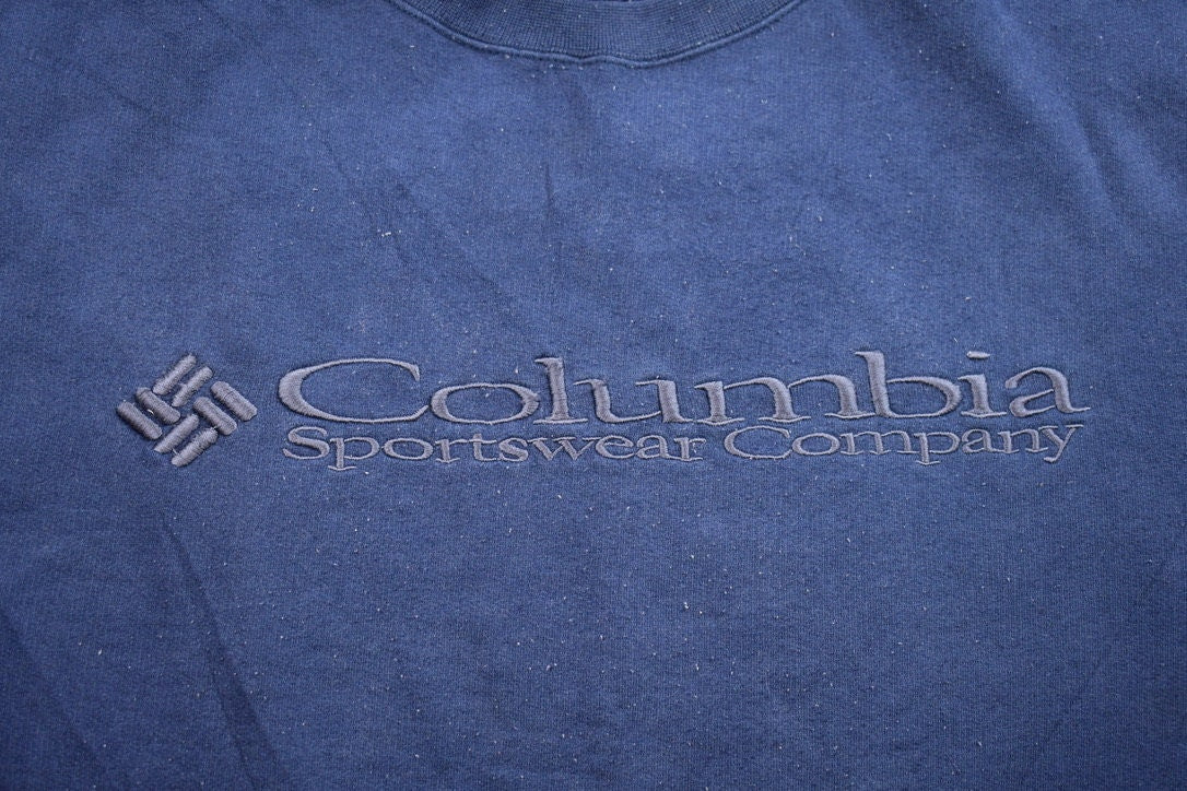 Vintage 1990s Columbia Crewneck Sweatshirt / 90s Crewneck / Vintage Columbia / Essential / Streetwear / 90s Blank / 90s Columbia Crewneck