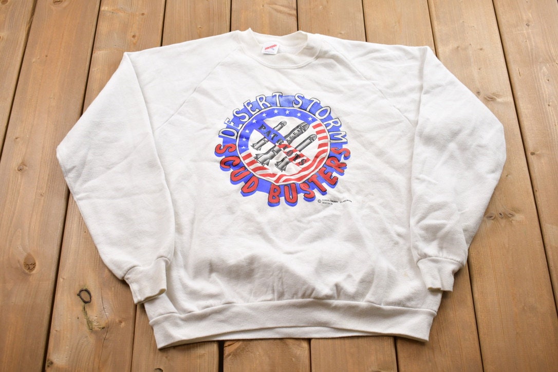 Vintage 1990s Desert Storm Scud Busters Military Crewneck Sweatshirt / 90s Crewneck / Souvenir Sweater / Streetwear / Travel / US Military