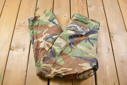 Vintage 1990s US Army Woodland Camouflage Cargo Pants Size  34 x 31 / Army Pants / Military Pant's / Vintage Cargos / Hunting