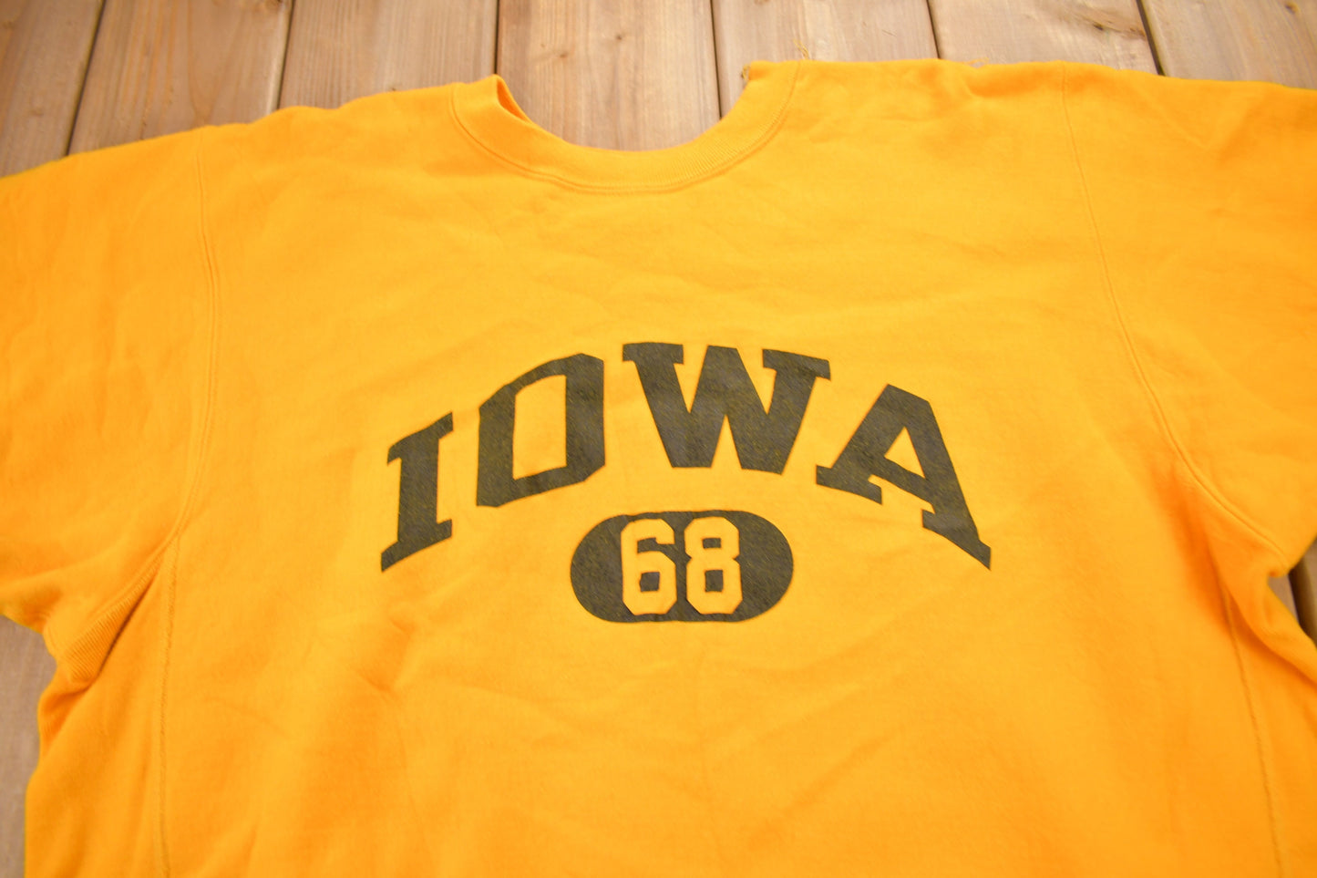 Vintage 1990s University of Iowa Collegiate Crewneck / Heavy Weight / NCAA Sweatshirt / Sportswear / Americana / Made In USA