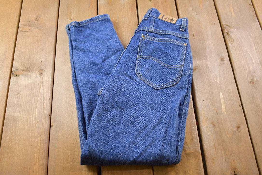 Vintage 1990 Medium Light Wash Blue Jeans Size 26 x 29 / Vintage Denim / Vintage Lee  / Retro Jeans / Essentials / 1990's Denim