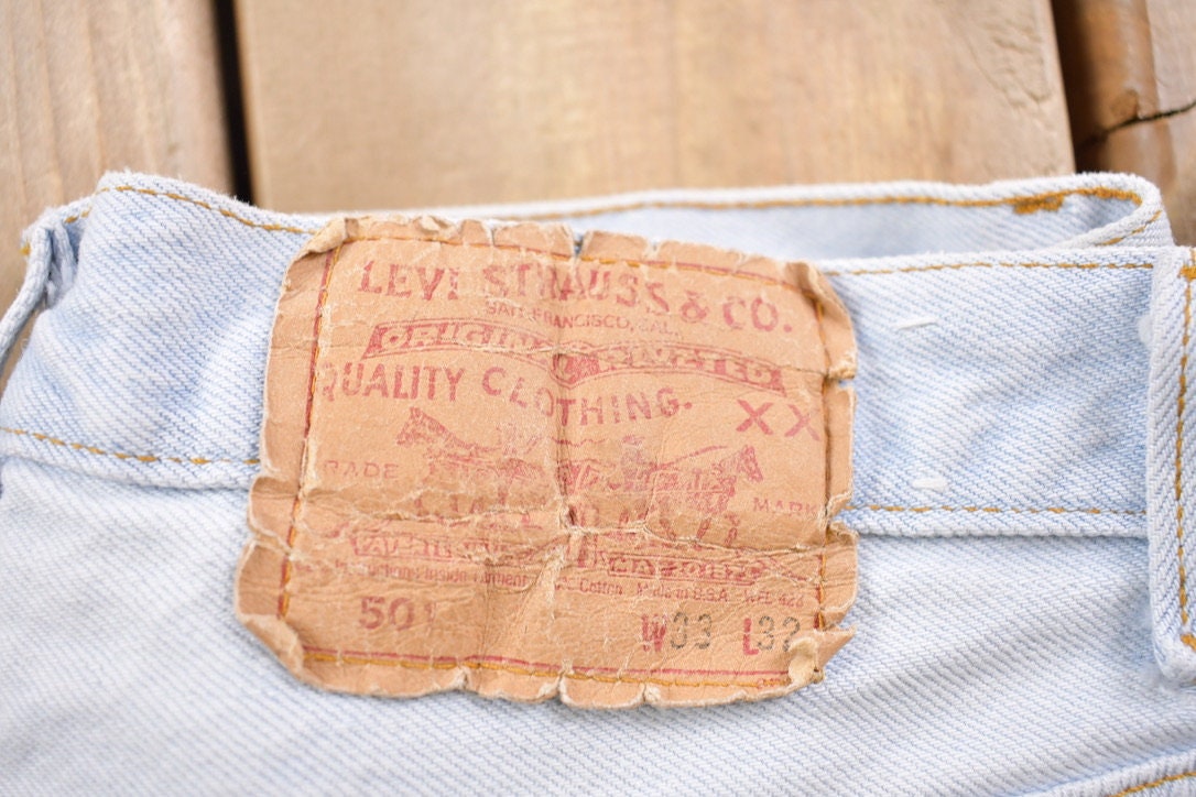 Vintage 1990s Levi's Red Tab Jeans Size 30 x 26