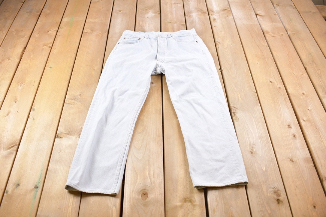 Vintage 1990s Levi's Red Tab Jeans Size 30 x 26