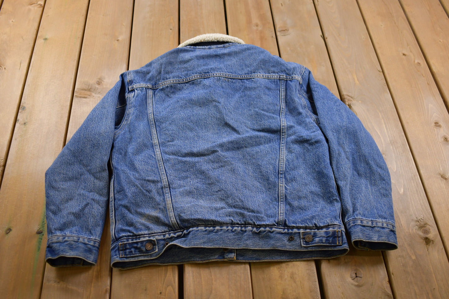 Vintage 1990s Levi's Sherpa Lined Jean Jacket / Vintage Denim / Streetwear / Vintage Levi's / Fall Jacket / Levi's denim / 90s Jean Jacket