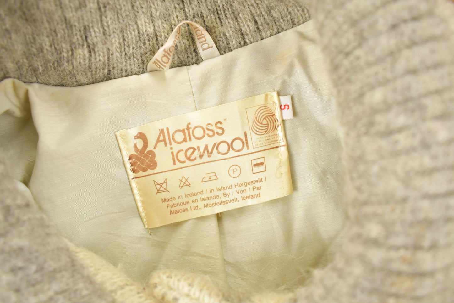 Vintage 1980s Alafoss Icewool Wool Jacket / Made In Iceland / Outdoorsman / Vintage Knit / Winter Sweatshirt