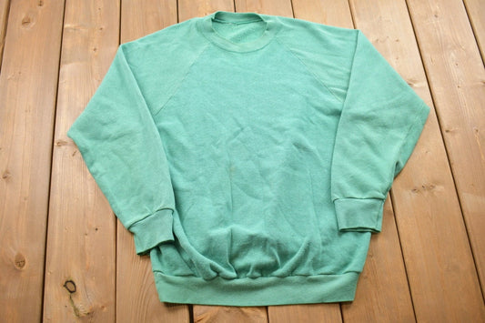 Vintage 1990s Blank Turquoise Crewneck Sweatshirt / 90s Crewneck / Green Crewneck / Essential / Streetwear / 90s Blank / Vintage Crewneck