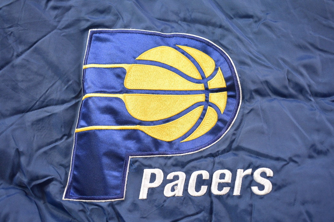 Vintage 1990s Pro Player Indiana Pacers NBA Winter Jacket