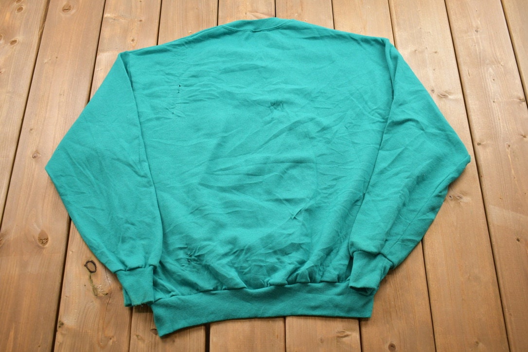 Vintage 1990s Blank Turquoise Crewneck Sweatshirt / 90s Crewneck / Made In USA / Essential / Streetwear / 90s Blank / Jerzees Blank