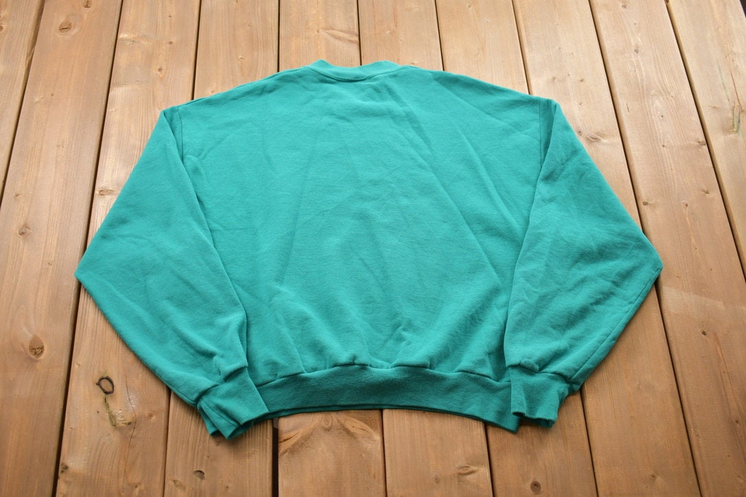 Vintage 1990s Turquoise Blank Crewneck Sweatshirt / 90s Crewneck / Made In USA / Essential / Streetwear / 90s Blank / Jerzees Crewneck