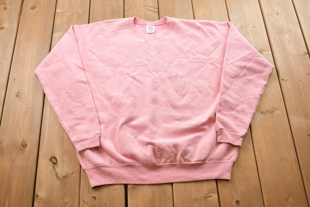 Vintage 1990s Blank Pink Crewneck Sweatshirt / 90s Crewneck / Made In USA / Essential / Streetwear / 90s Blank