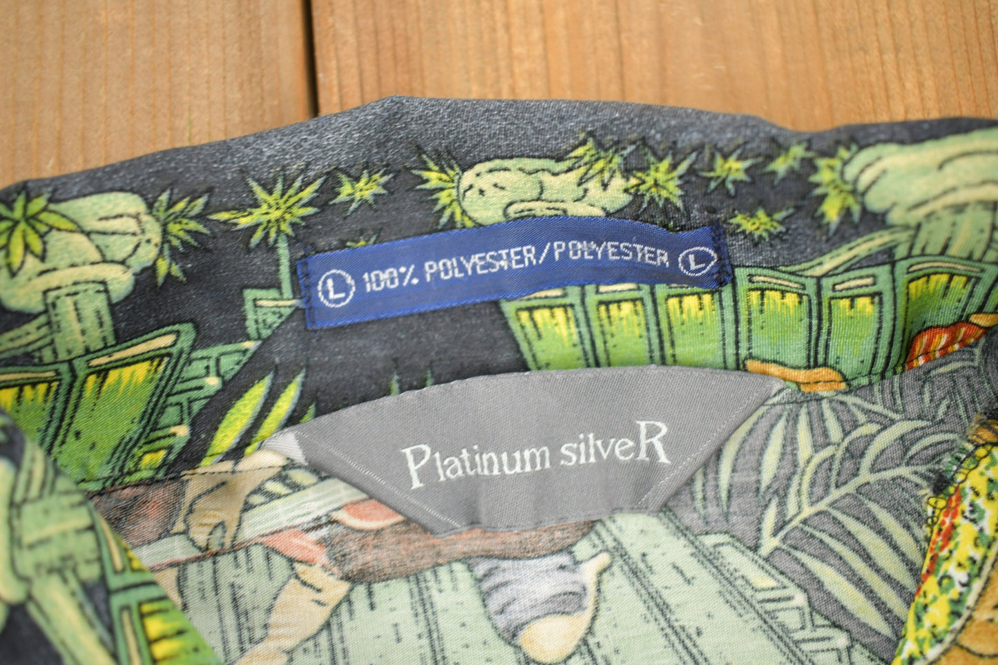 Vintage 1990s Platinum Silver Hawaiian Theme Button Up Shirt