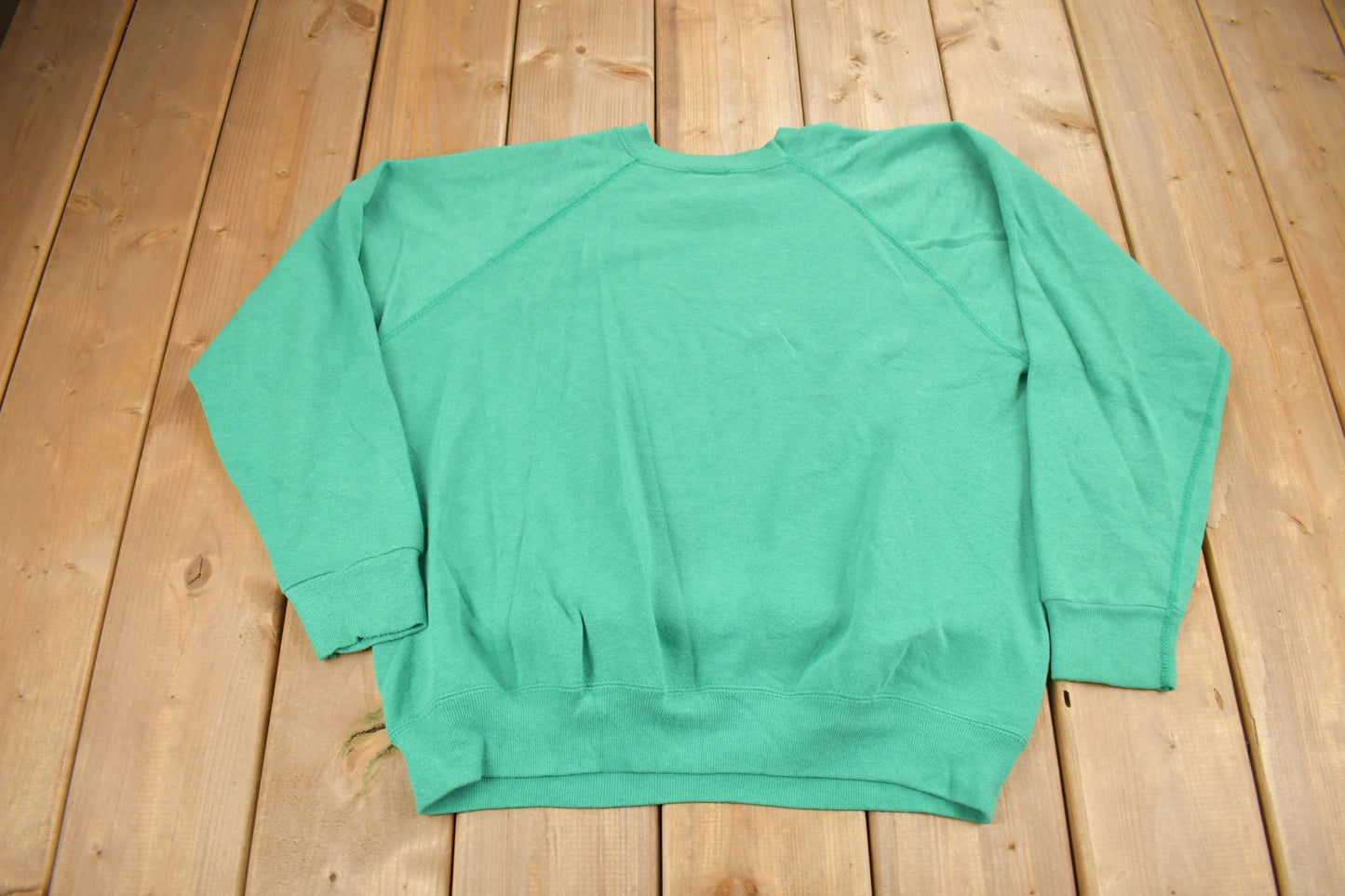 Vintage 1980s Blank Green Raglan Crewneck Sweatshirt