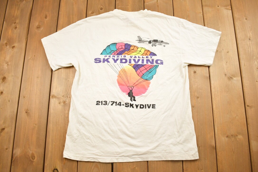 Vintage 1990s Graphic Skydiving T-Shirt