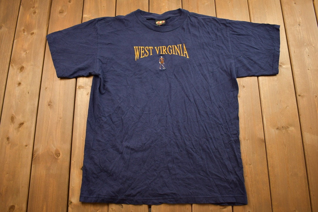 Vintage 1990s West Virginia Mountaineers Collegiate T-Shirt