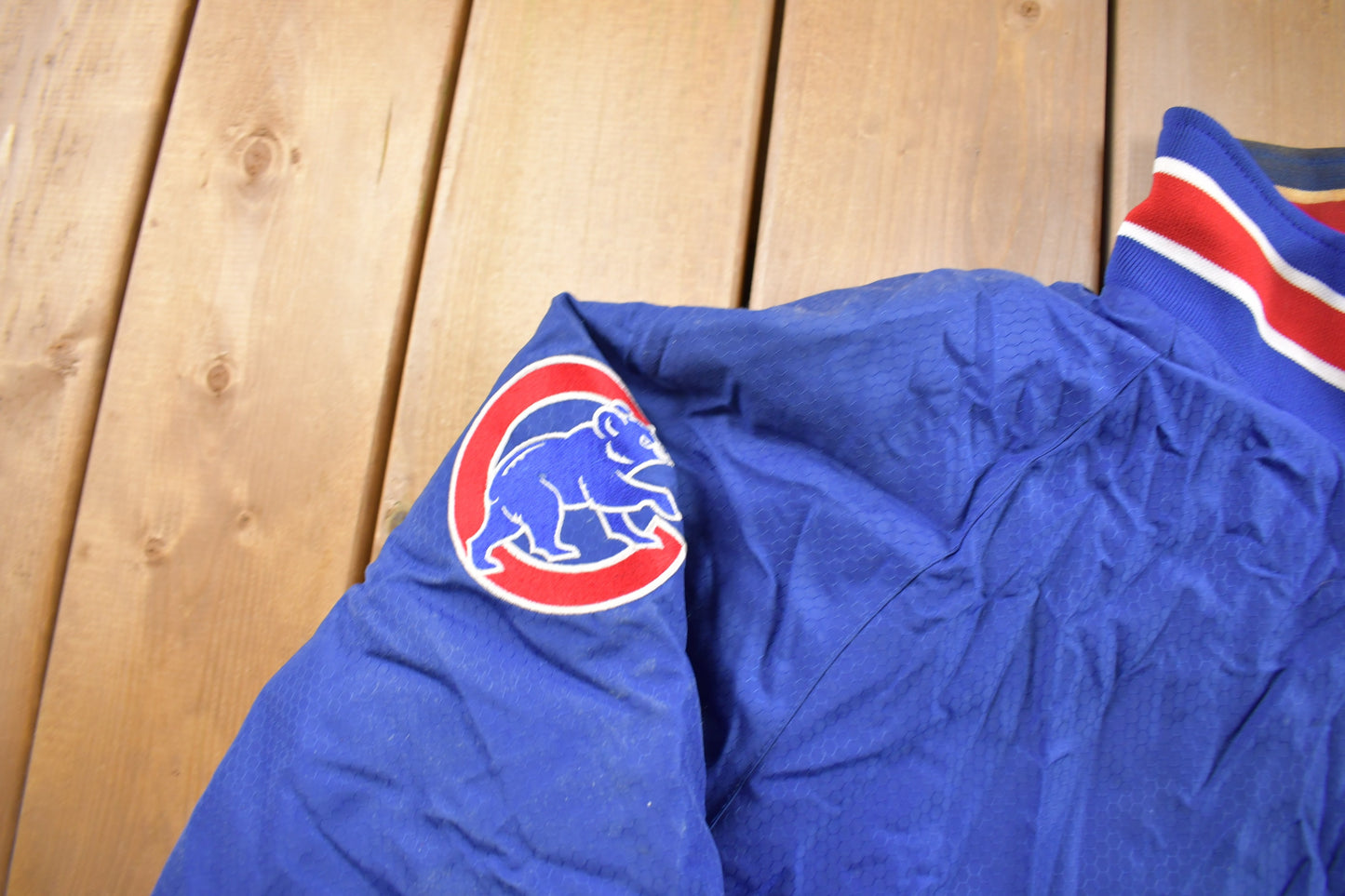 Vintage 1990s Chicago Cubs MLB Majestic Windbreaker Baseball Sportswear / Outerwear Jacket / Streetwear / Embroidered / Patchwork