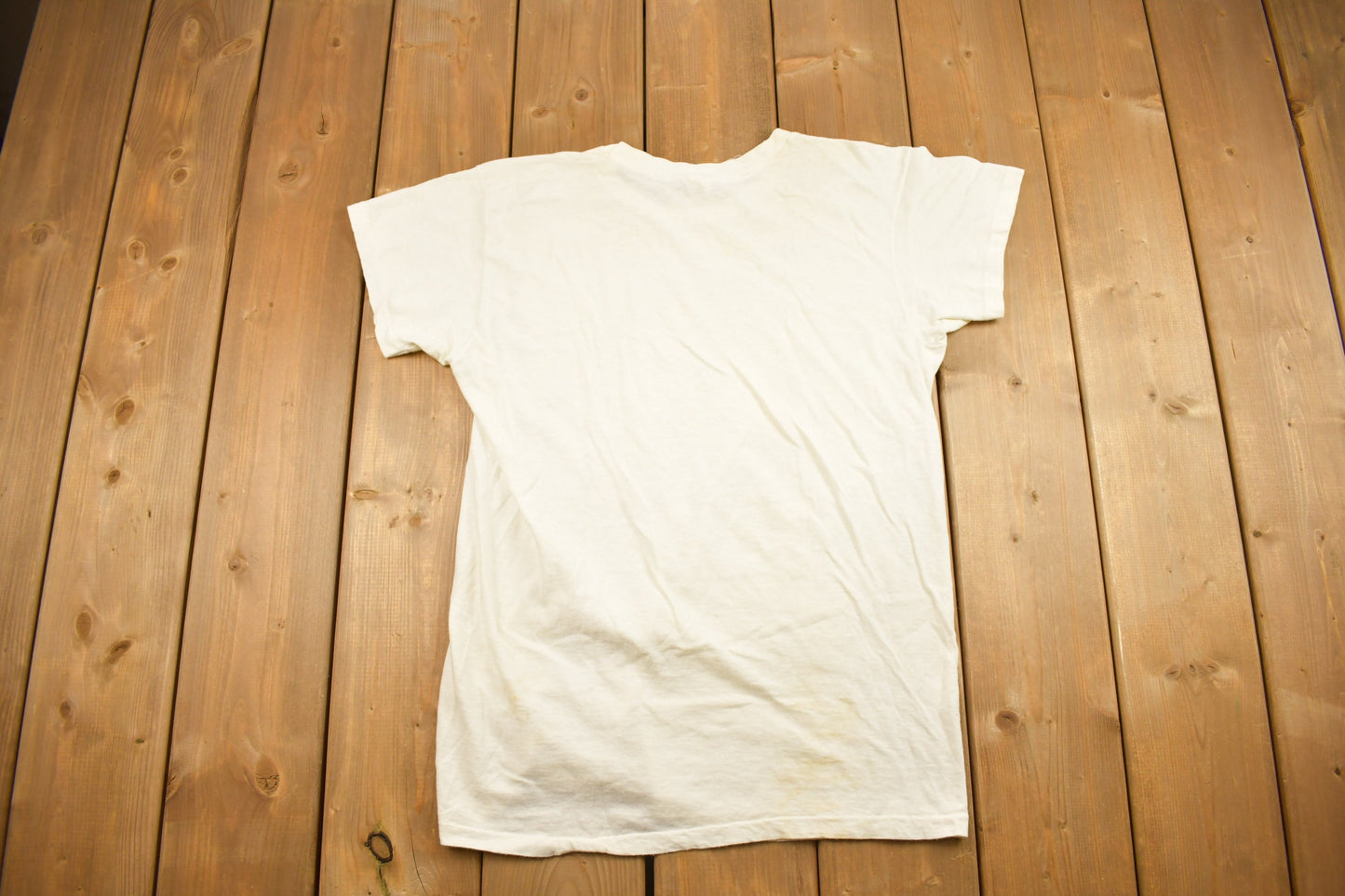 Vintage 1980s Hanes Blank T Shirt / Vintage T Shirt / Streetwear / Blank Tee / Single Stitch / Made In USA