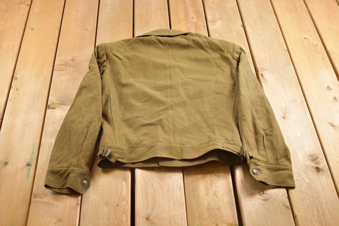 Vintage 1980s Military Bomber Jacket / Button Up Jacket / US Army Green / Vintage Army / Streetwear Fashion / Army Jacket / Vintage Military