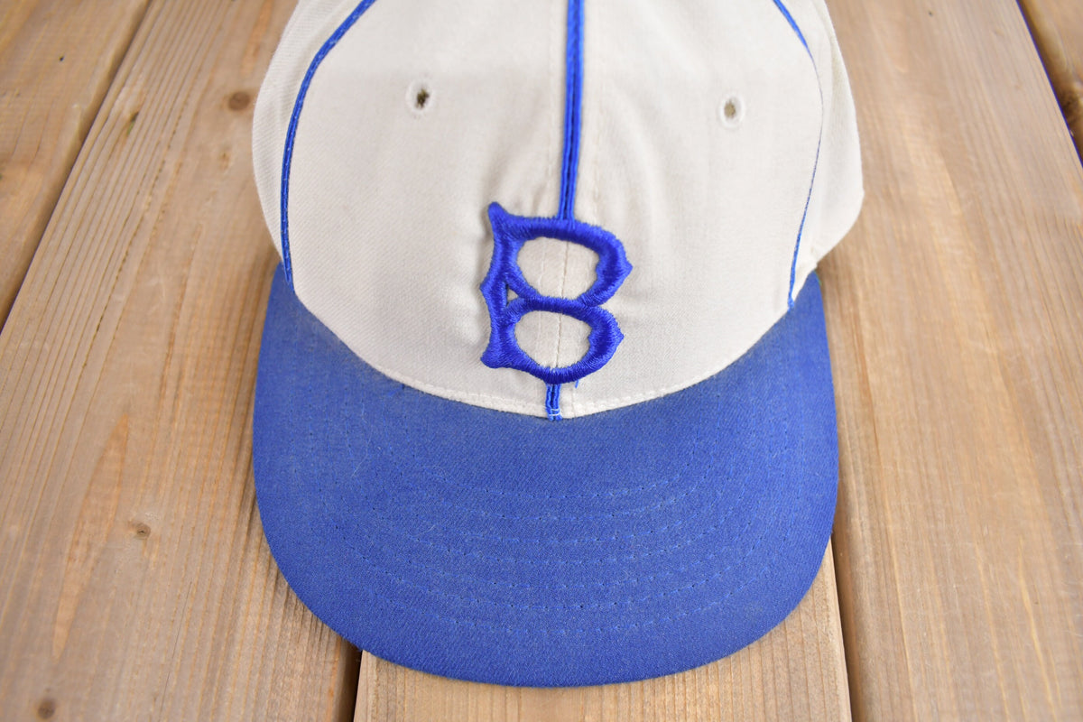 Vintage 1970s Brooklyn Dodgers MLB l Fitted Hat Size 7