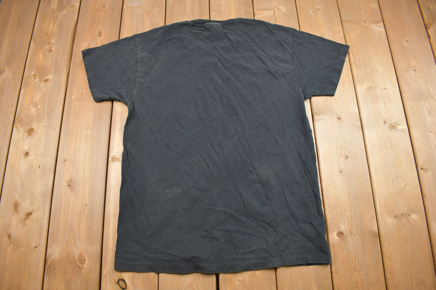 Vintage 1990s Hanes Blank Pocket T Shirt / Vintage T Shirt / Streetwear / Graphic Tee