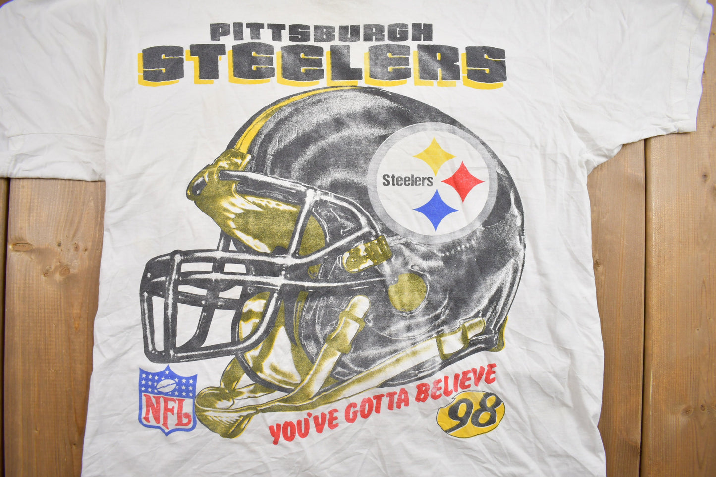 Vintage 1998 Pittsburgh Steelers Helmet NFL Graphic T-Shirt / NFL / 90s Streetwear / Sportswear