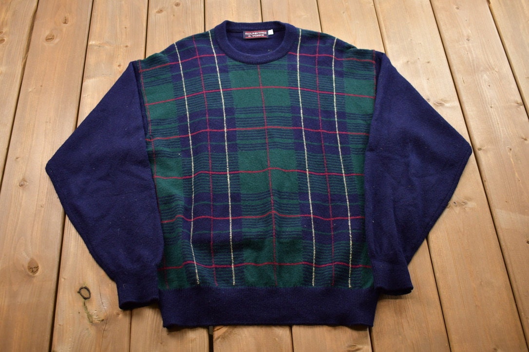 Vintage 1990s Roundtree And Yorke Knitted Crewneck Sweater / Vintage 90s Crewneck / All Over Pattern / Plaid / Sweatshirt / Abstract Pattern