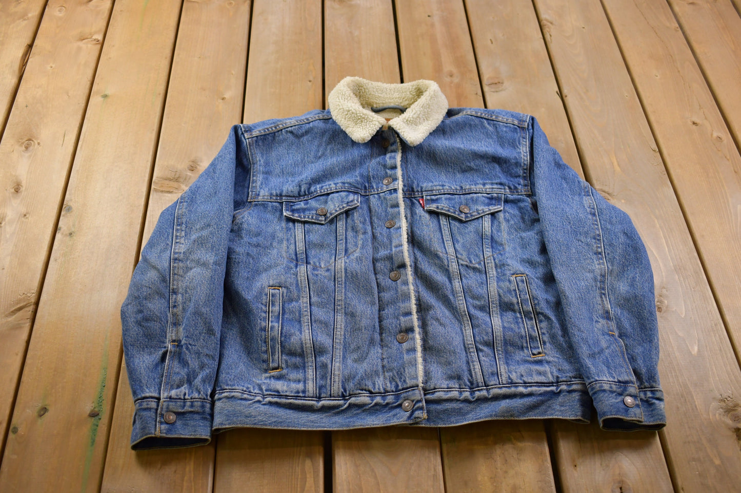 Vintage 1990s Levi's Sherpa Lined Jean Jacket / Vintage Denim / Streetwear / Vintage Levi's / Fall Jacket / Levi's denim / 90s Jean Jacket