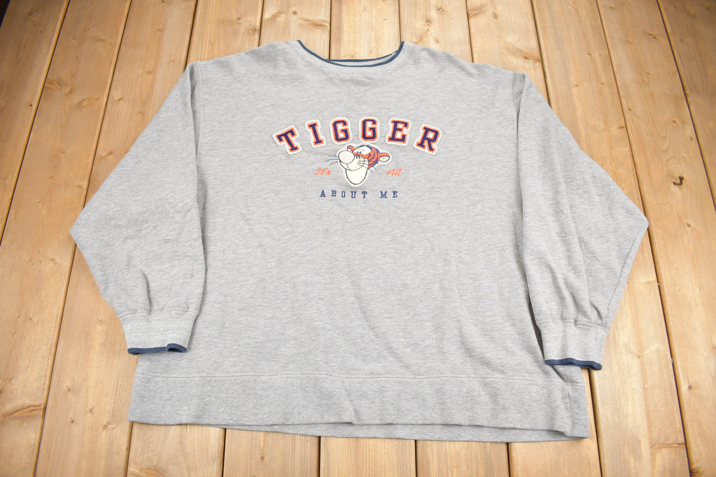 Vintage 1990s Tigger Winnie The Pooh Disney Crewneck