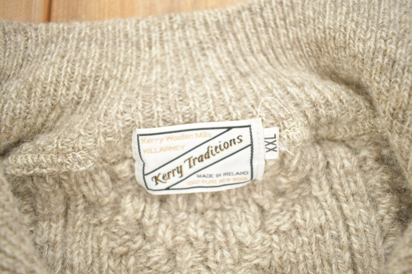 Vintage 1980s Kerry Wooden Mills 100% Wool Knit Sweater