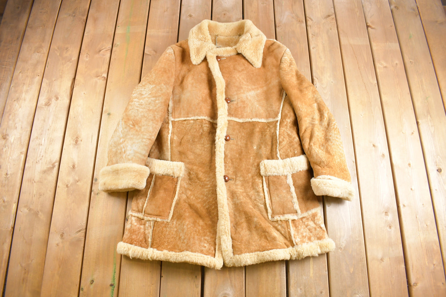 Vintage 1980s Shearling Leather Jacket / Button Up Shearling Coat / True Vintage / Vintage Fur Jacket / Suede / Two Tone