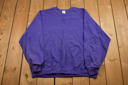 Vintage 1990s Blank Crewneck Sweatshirt / 90s Crewneck / Made In USA / Essential / Purple / Streetwear / 90s