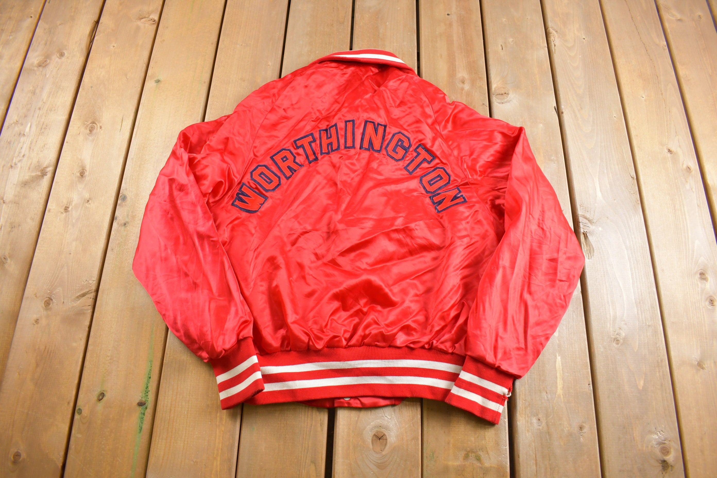 Vintage 1980s Worthington Embroidered Satin Jacket