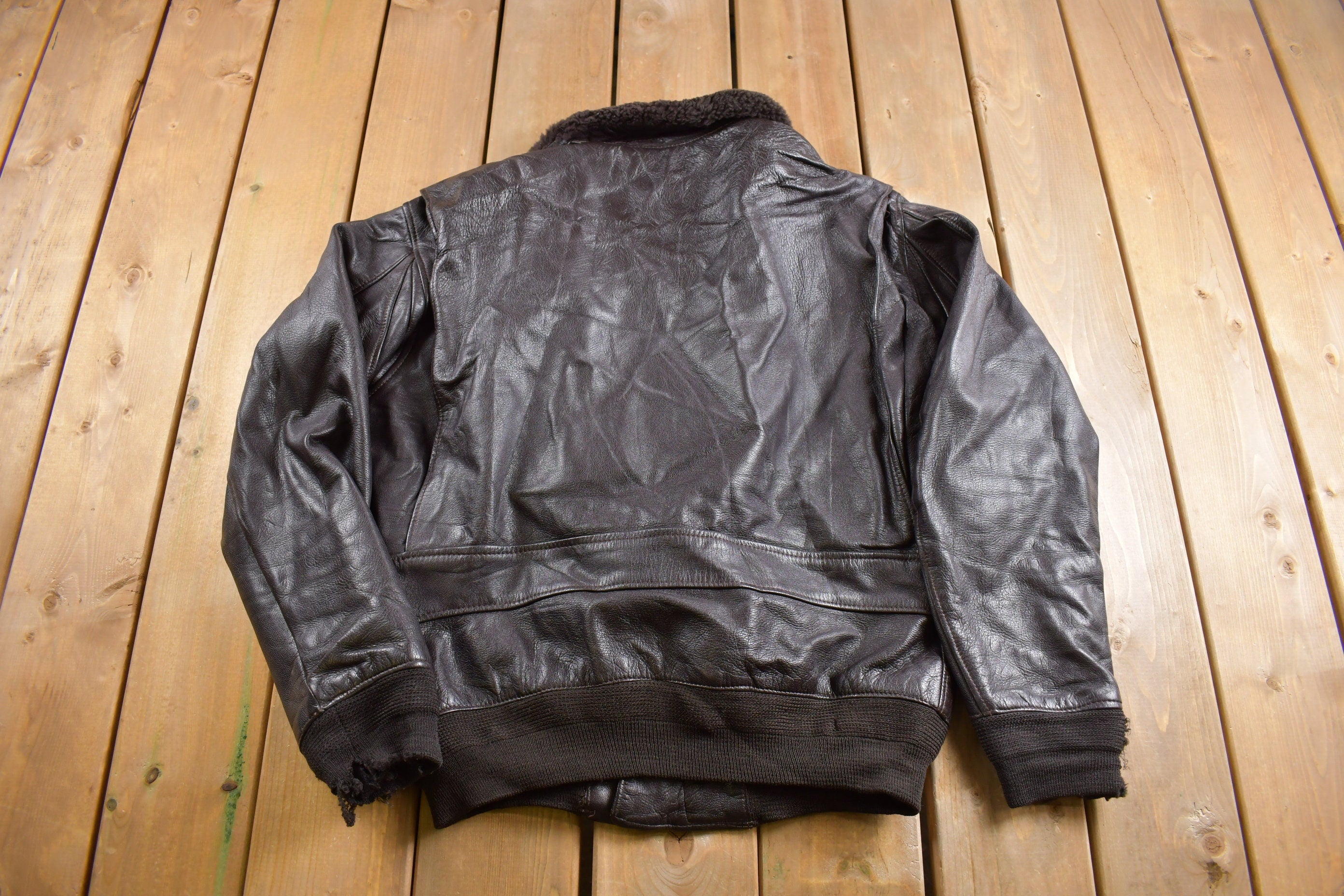 Vintage 1980s Type G-1 Leather Flight Jacket / US Government / Made In USA  / Genuine Leather / Sporty's Pilot Shop / Size 44L